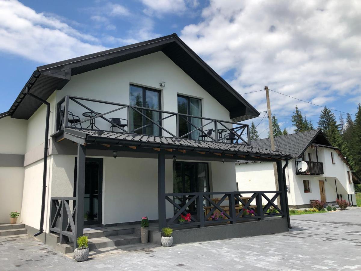 Hostal U Anastasii I Sofii Bilya Richki Mykulychyn Exterior foto