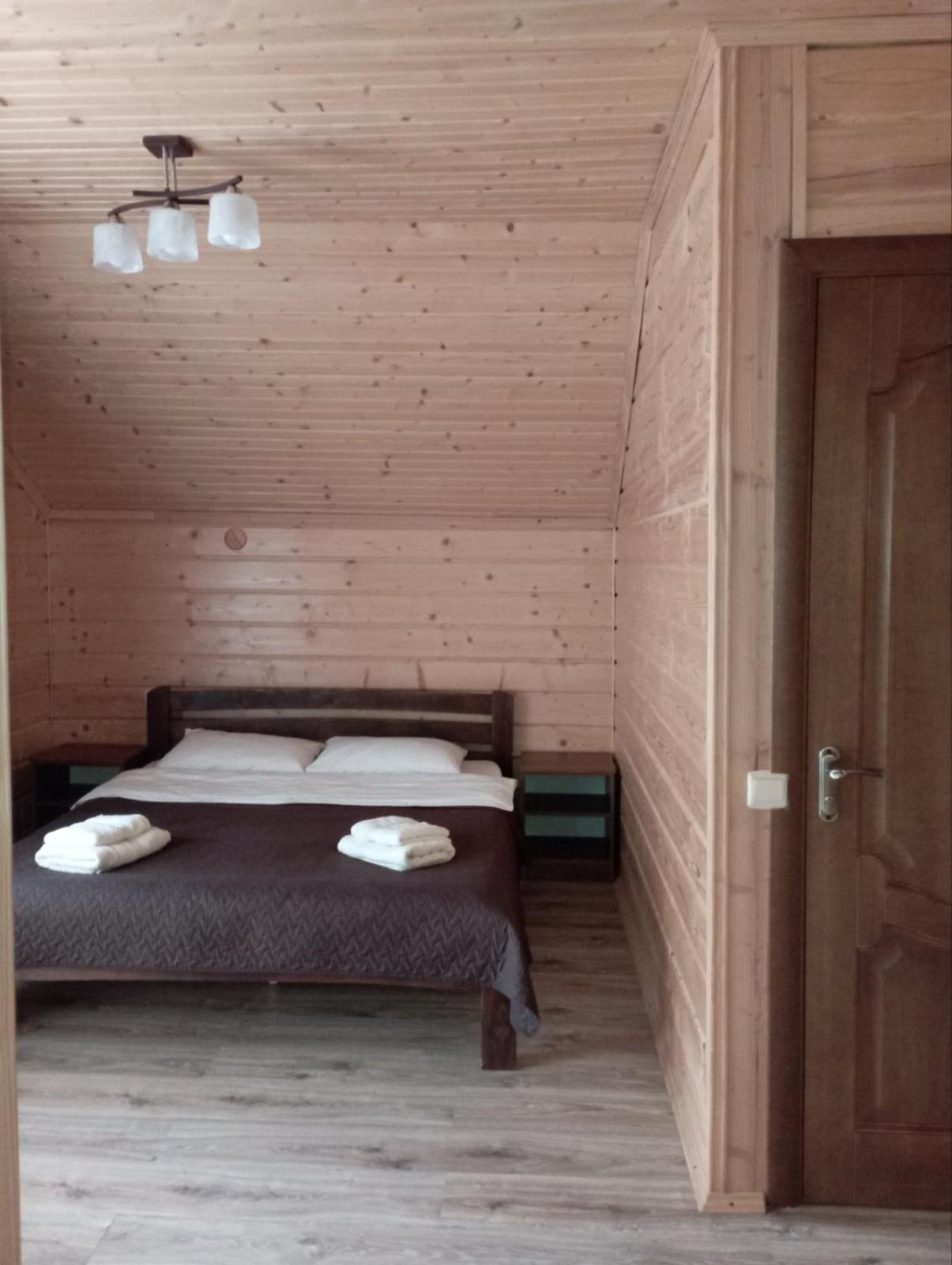 Hostal U Anastasii I Sofii Bilya Richki Mykulychyn Exterior foto