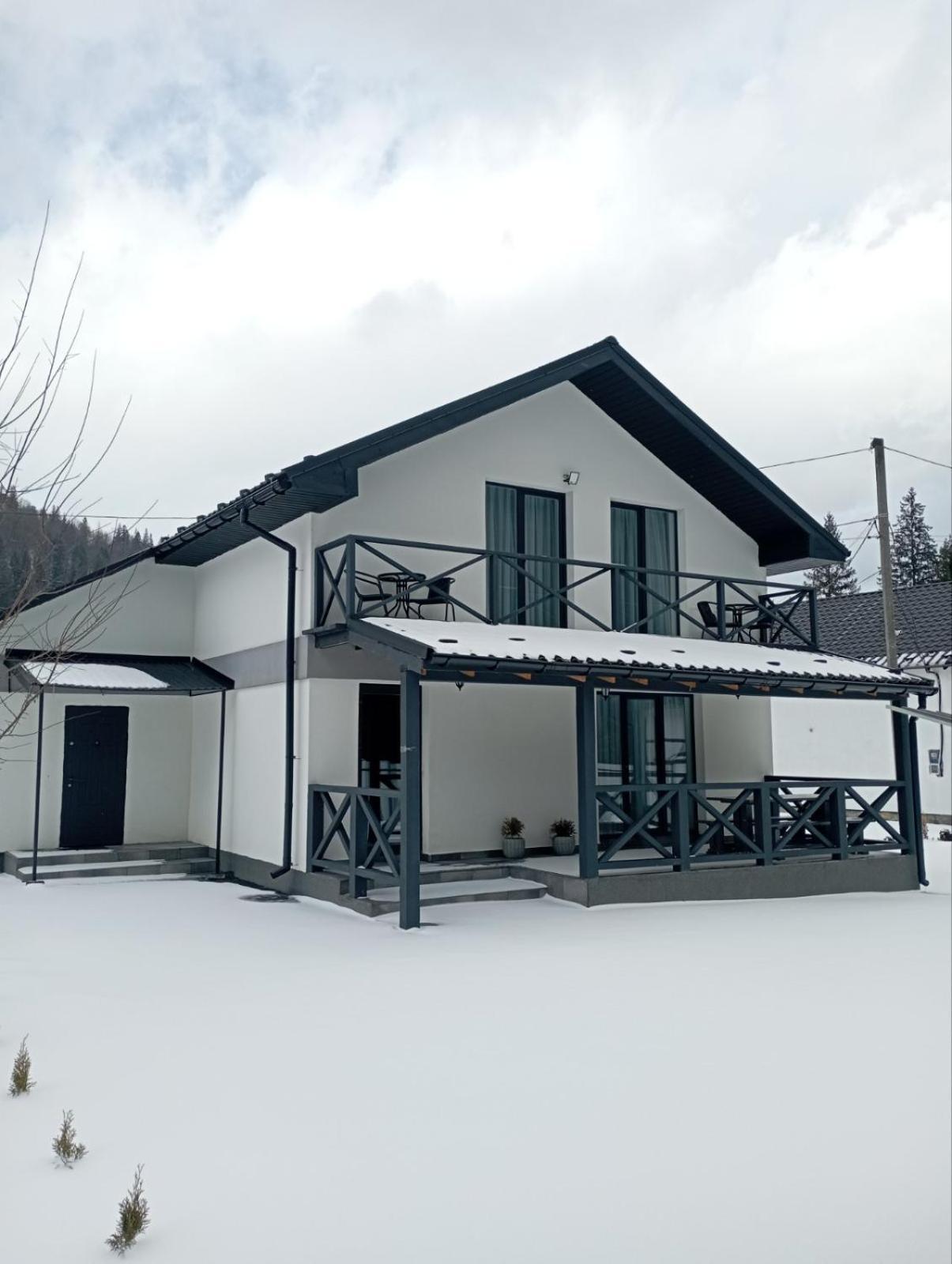Hostal U Anastasii I Sofii Bilya Richki Mykulychyn Habitación foto