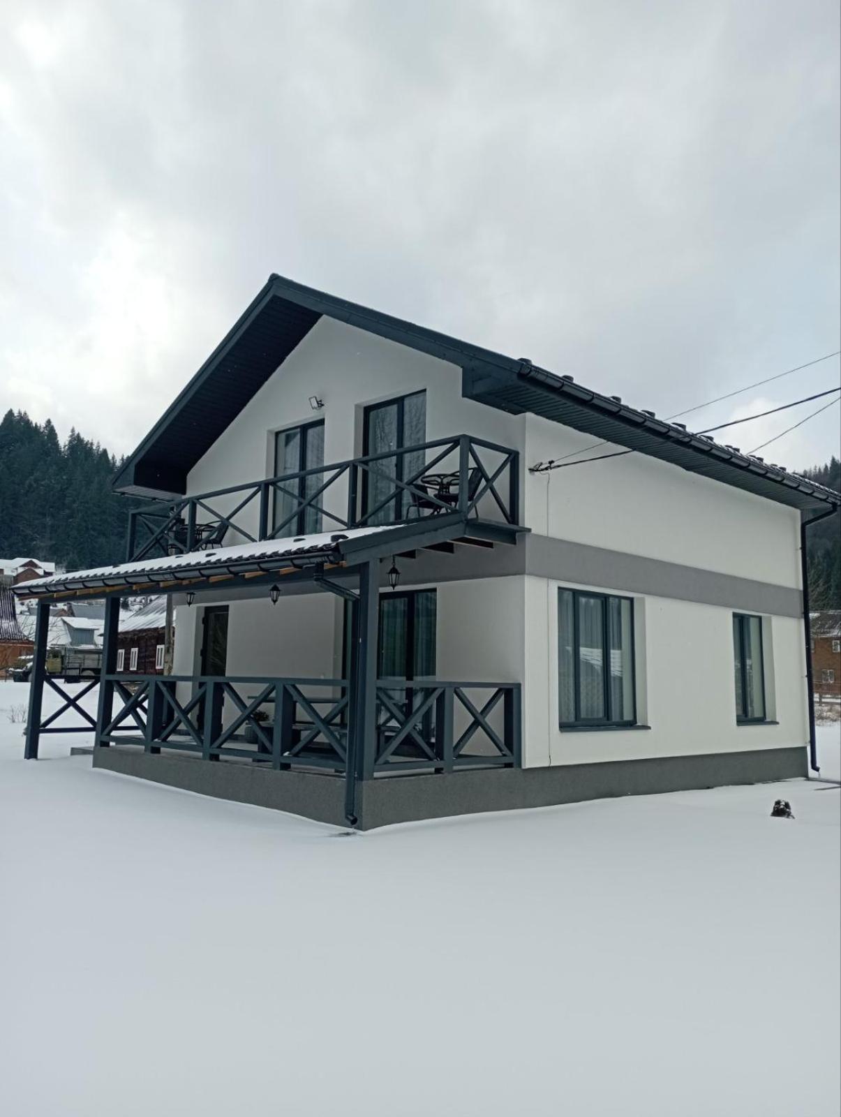 Hostal U Anastasii I Sofii Bilya Richki Mykulychyn Habitación foto