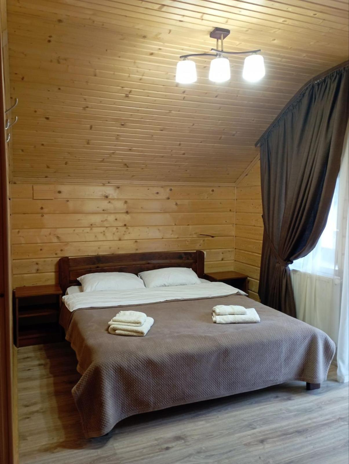 Hostal U Anastasii I Sofii Bilya Richki Mykulychyn Exterior foto