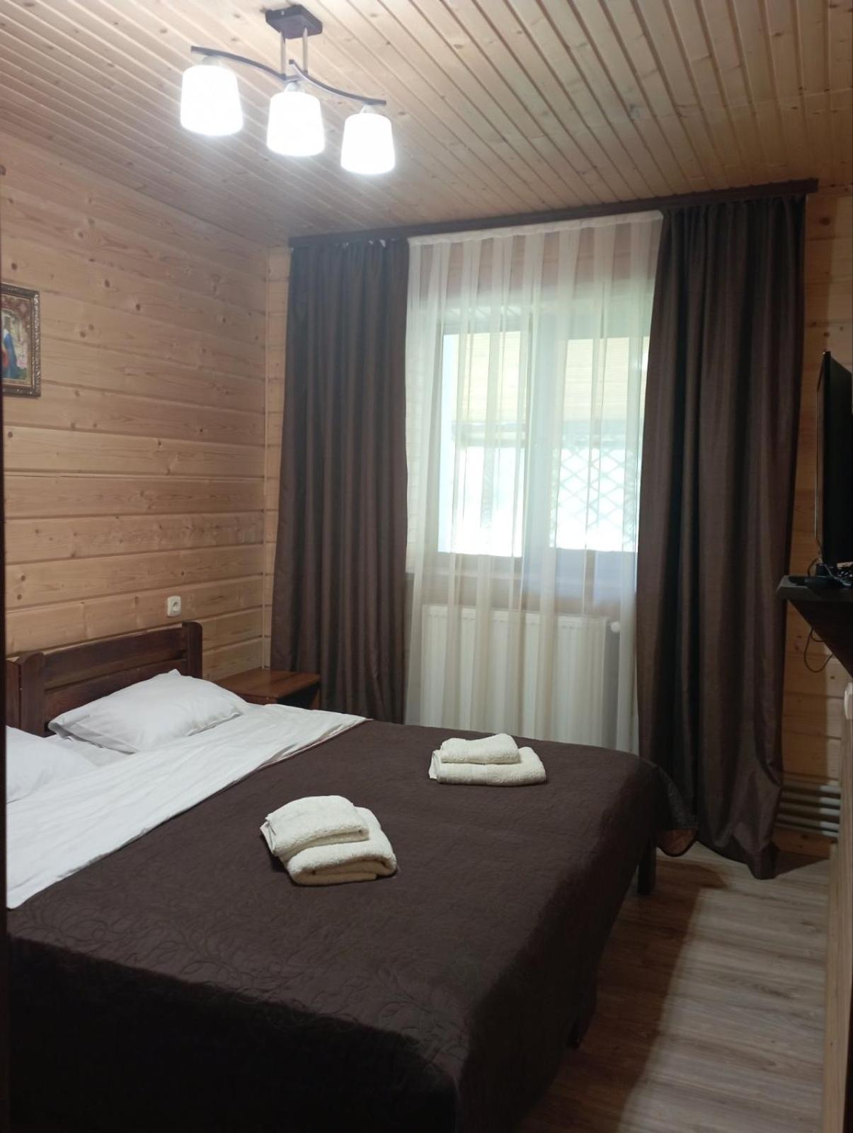 Hostal U Anastasii I Sofii Bilya Richki Mykulychyn Exterior foto