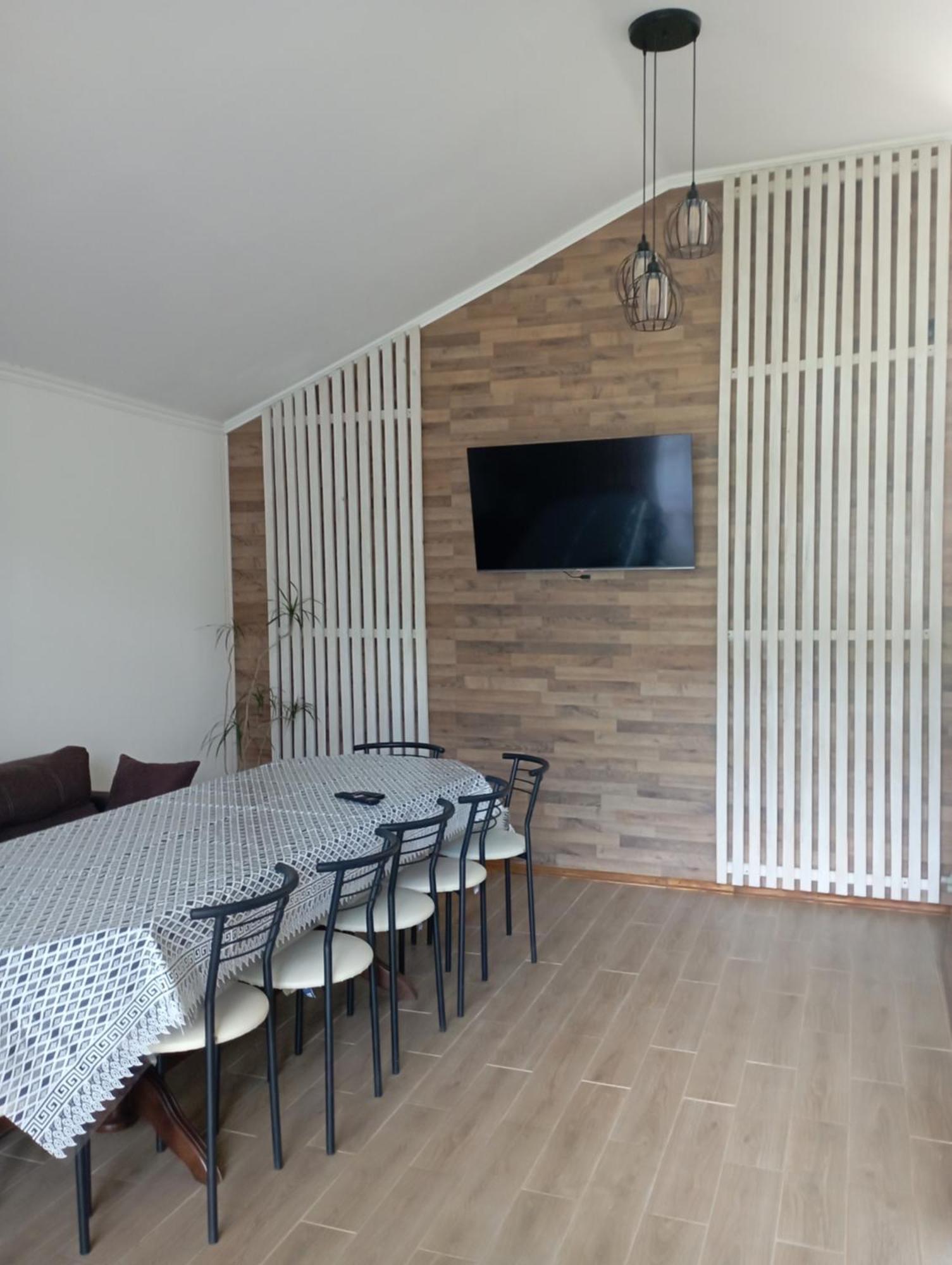 Hostal U Anastasii I Sofii Bilya Richki Mykulychyn Habitación foto